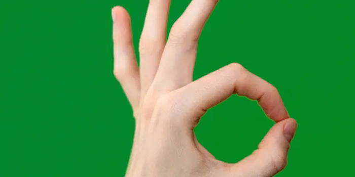 OKの合図をする手